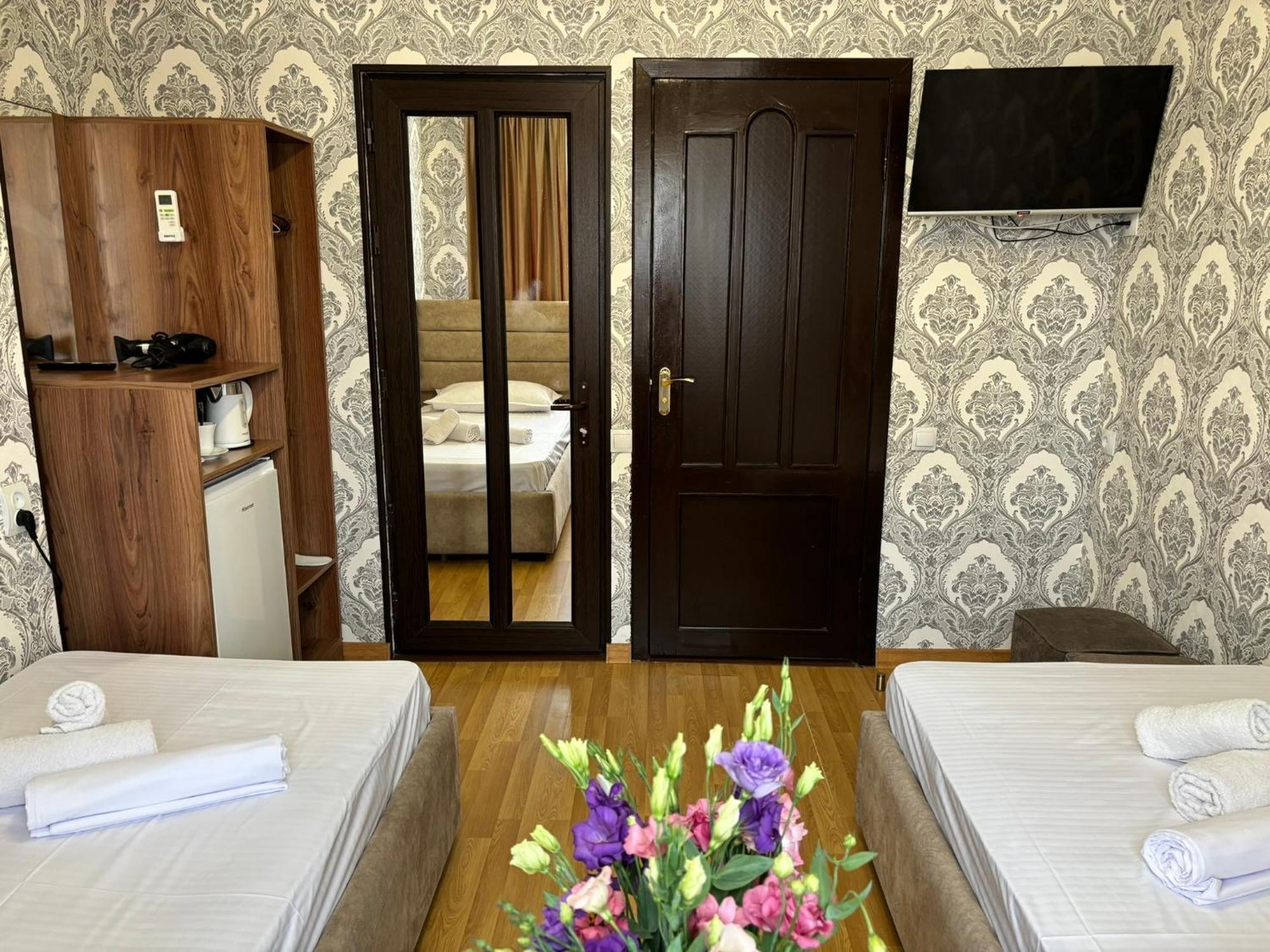 Styopa Hotel يريفان المظهر الخارجي الصورة